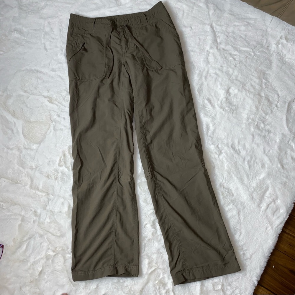 The North Face Womens 4 Nylon Cargo Pant Green